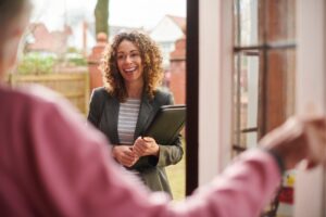 What to Ask Before Choosing a Home Care Agency: Licensed vs. Unlicensed